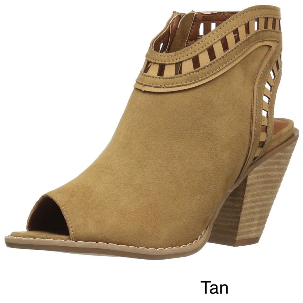 NIB Tan Asymmetrical Peep Toe Cone Heel Sandal - Picture 8 of 8